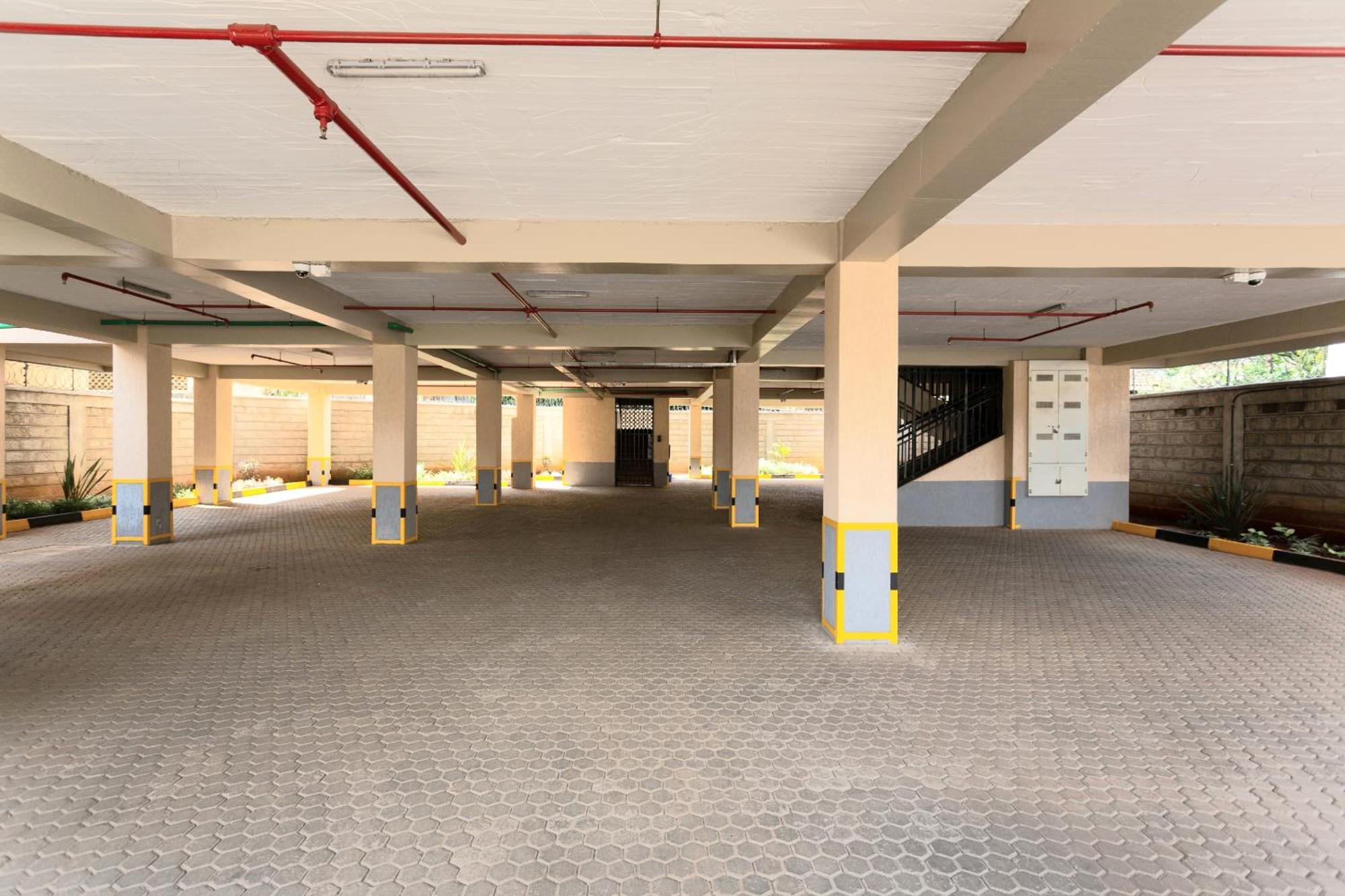 Penthouse Rooftop Studio With King Bed Nairobi Exterior photo